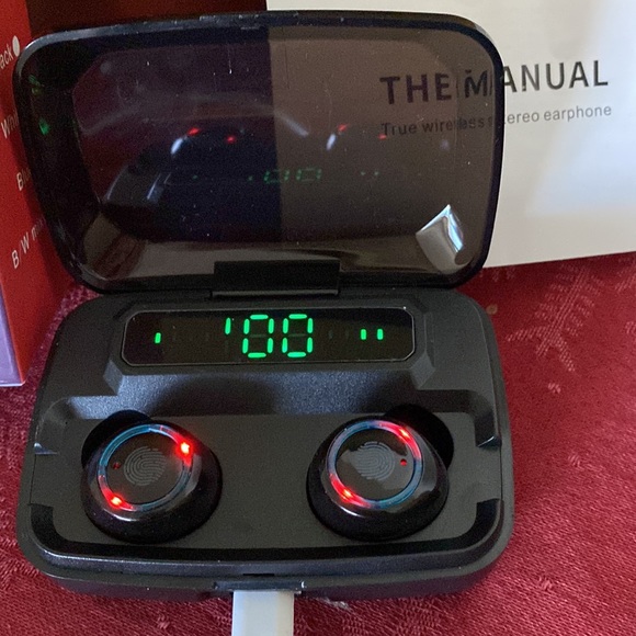 Ear Pods by BT WIRELESS V5.1 TRUE WIRELESS HEADSET-NWOT - Picture 3 of 5